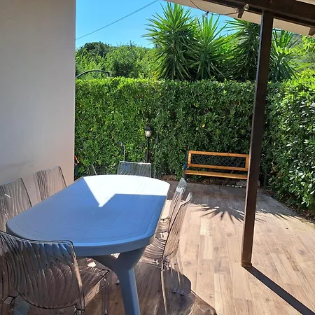 Casa Tua Διαμέρισμα Marina di Campo